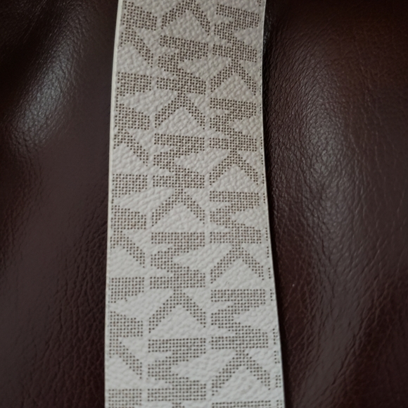 Michael Kors Gold and Cream Women's Belt - Picture 3 of 5